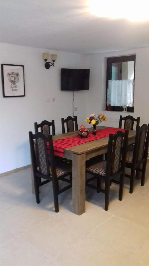 Апартаменты Casa Radu Новач-Стрэйни Экстерьер фото